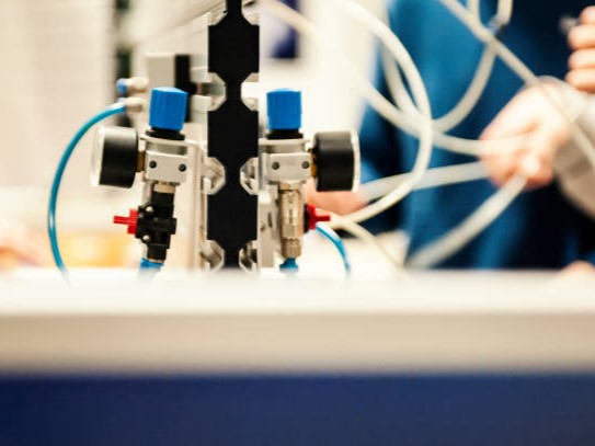 How Temperature Variations Impact Pneumatic Component Performance