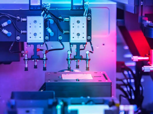 Comment l’air comprim&eacute; propre am&eacute;liore la stabilit&eacute; et le rendement de la production